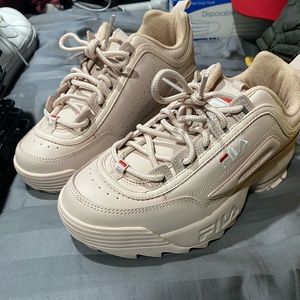 FILA Sneakers